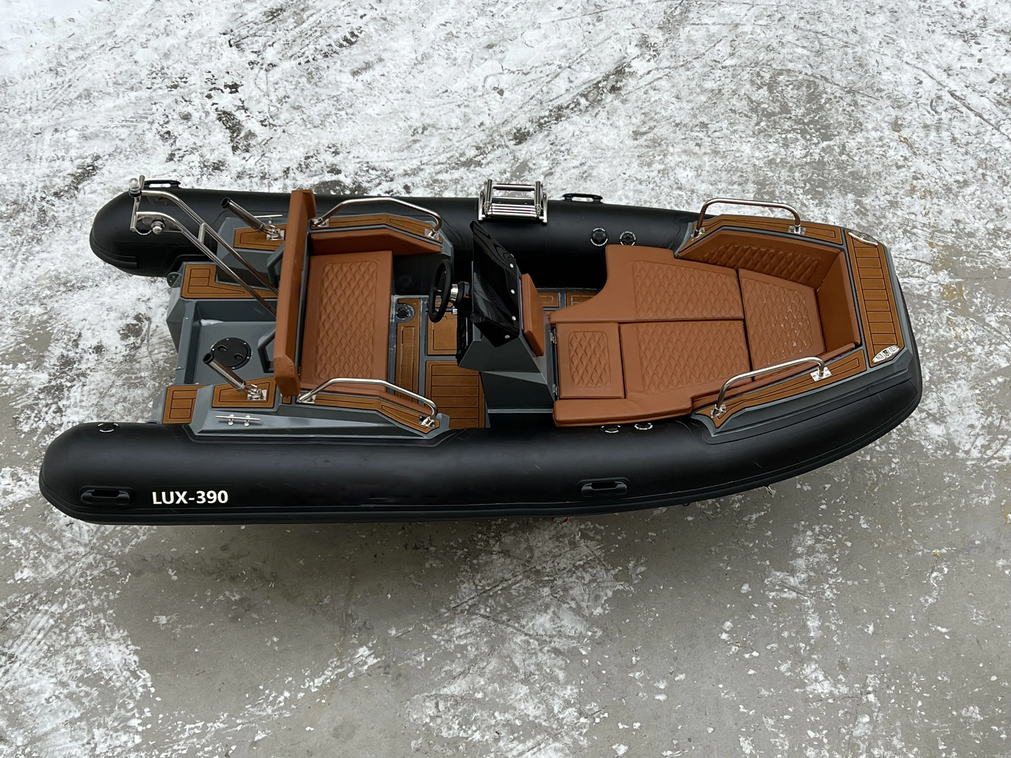 Inflatable Sport Yacht with Motor - Mercury Marine Sailing Boat