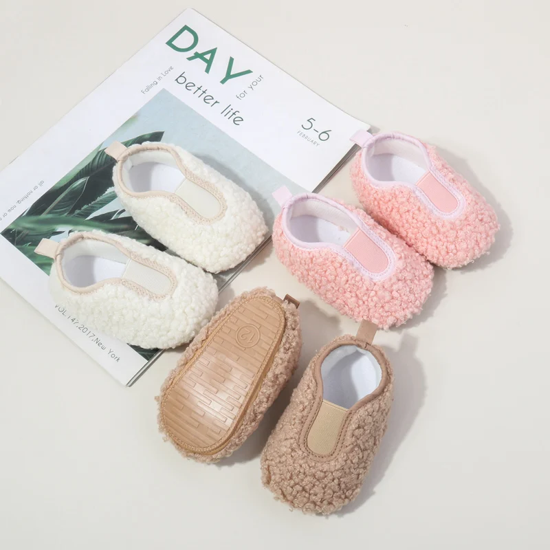 Unisex Anti-Slip Baby Sneakers with Flat Breathable Spring Autumn Winter Outsole Wholesale Fashion Trend Walking Shoes supplier