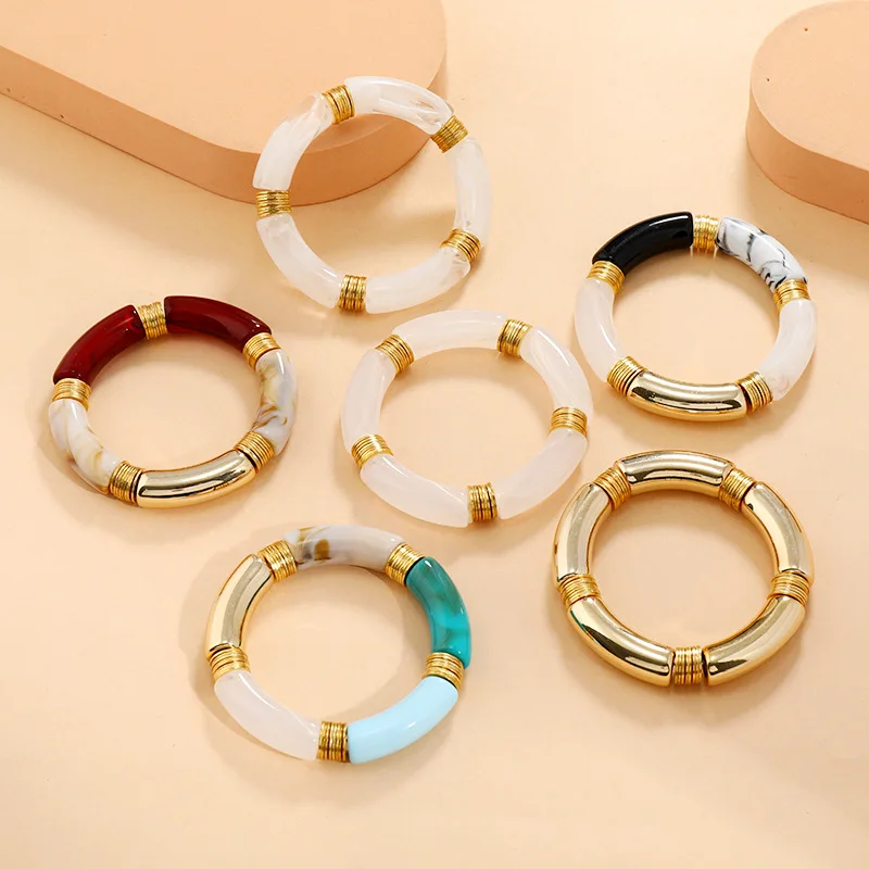 GOOJIDS Set Di 7 Bracciali Elastici Impilabili, Perline Acriliche Colorate E Tubi Oro, Stile Bohémien