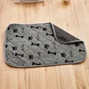 Coutures en losange gris foncé