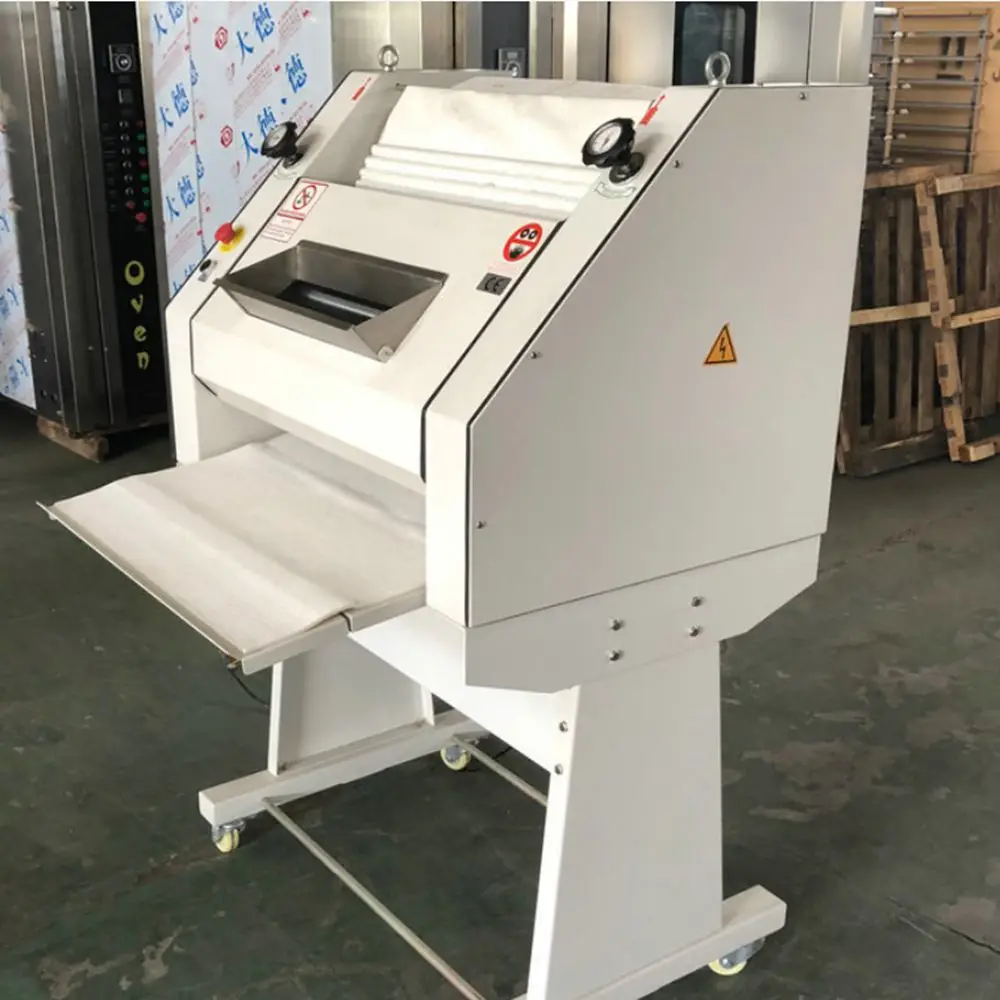 High Quality  baguette Bread Moulding  Machine Manual baguette French Bread Roller Moulder Dough Molder