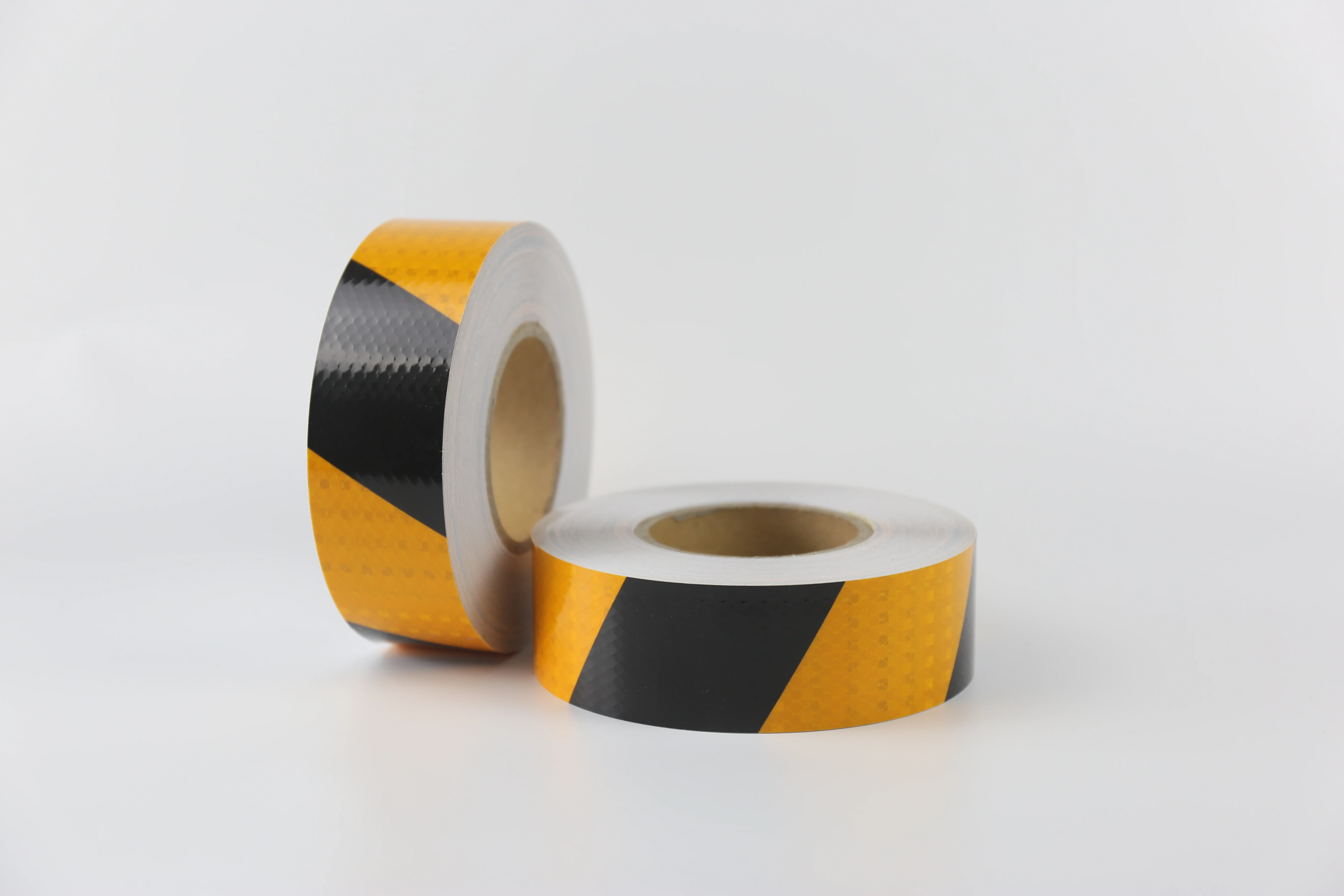 Светоотражающий материал на заказ оптовая продажа водонепроницаемая Защитная стрелка желтые и черные автомобильные светоотражающие ленты предупреждающая