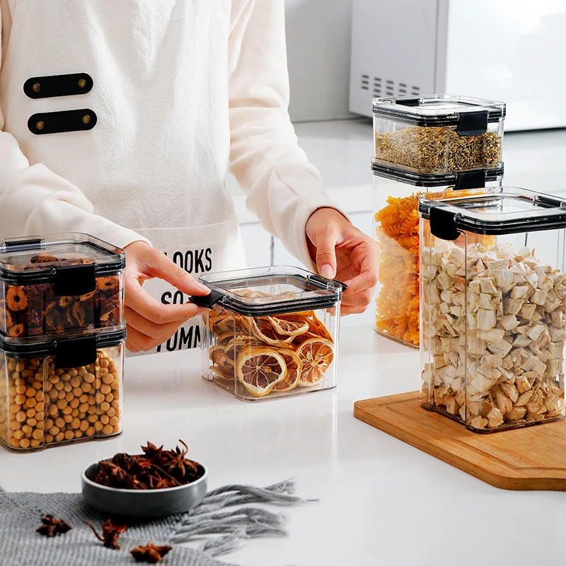 Plastic Reusable Airtight Stackable Easy Snap Lock and BPA Free Food Storage Container Bins Set with Lid for Kitchen Use