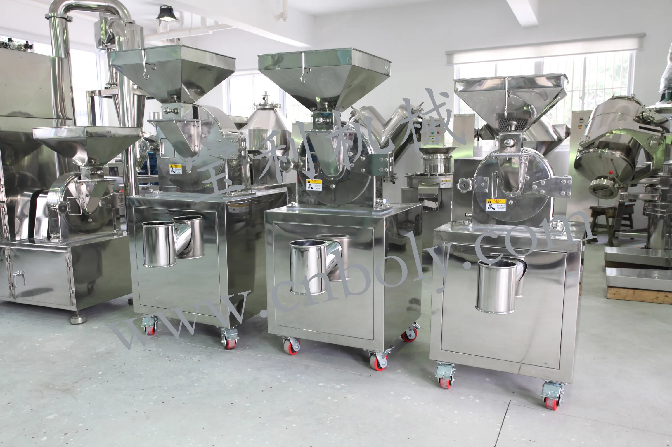 Small Size Dry Spice and Herb Powder Crusher Hammer Mill Grinding Machines for Industrial