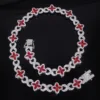 Chaîne en forme de huit en vitrail rouge argenté avec diamant