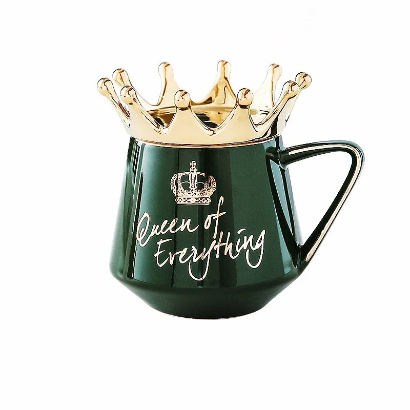 Оптовая продажа роскошный подарок керамическая кружка на заказ с черной крышкой в виде короны для