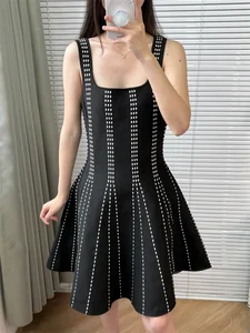 Elegant Fashionable Striped A-Line Casual Dress for Women Bright Sleeveless Suspender Summer Dress Front Autumn Winter