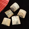 Peine de champú de cuerno (diámetro de unos 5-7 cm)