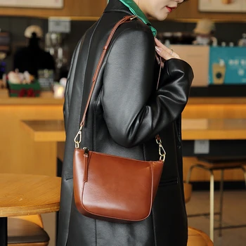 Custom Luxury Designer Women Handbags Ladies Casual Genuine Leather Shoulder Bags Private Label Trendy Crossbody Fashion Bags