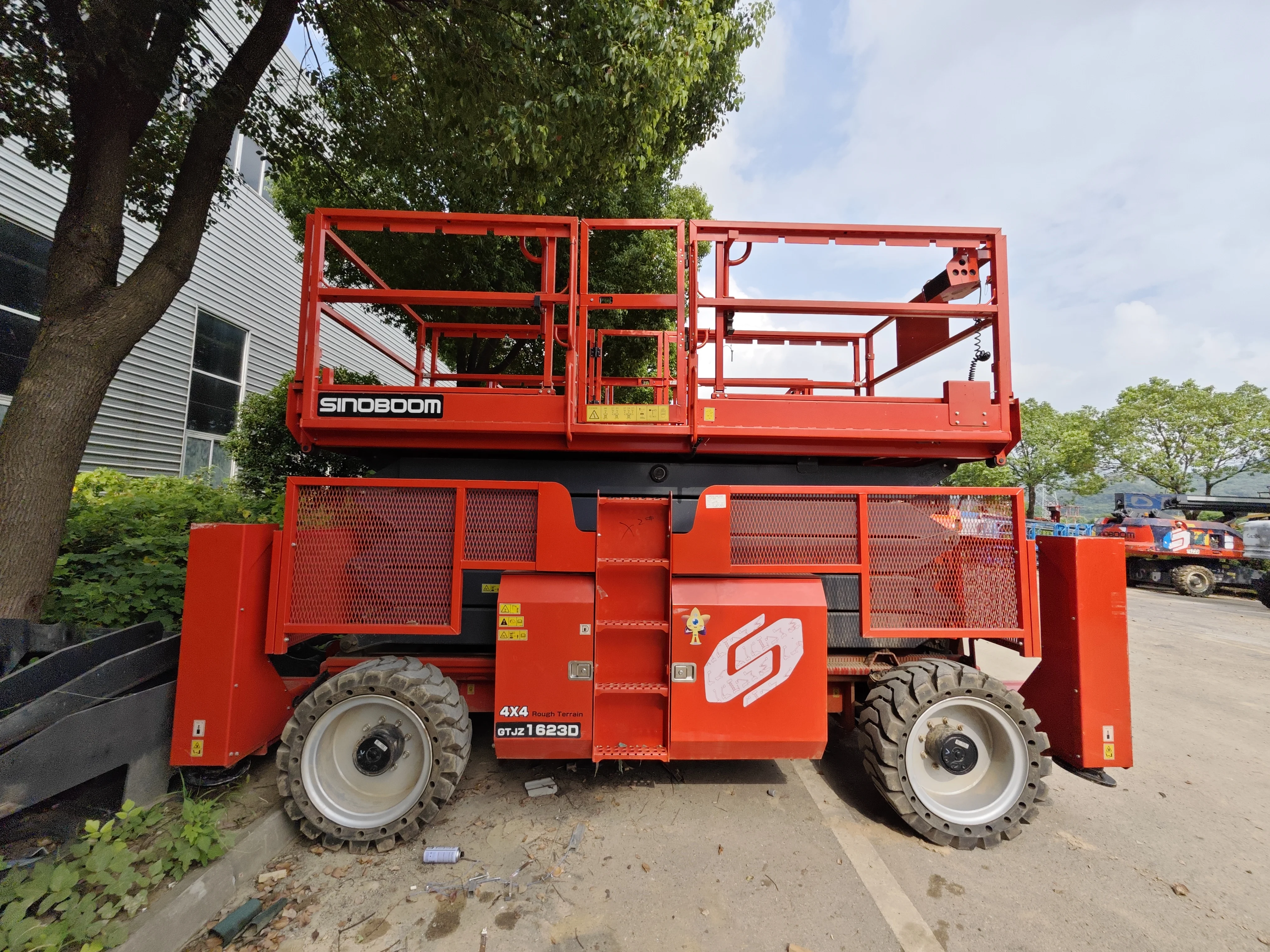 ジジ TAKAHIRO MIYASHITA TheSoloIst】full zip work jacket./GREEN