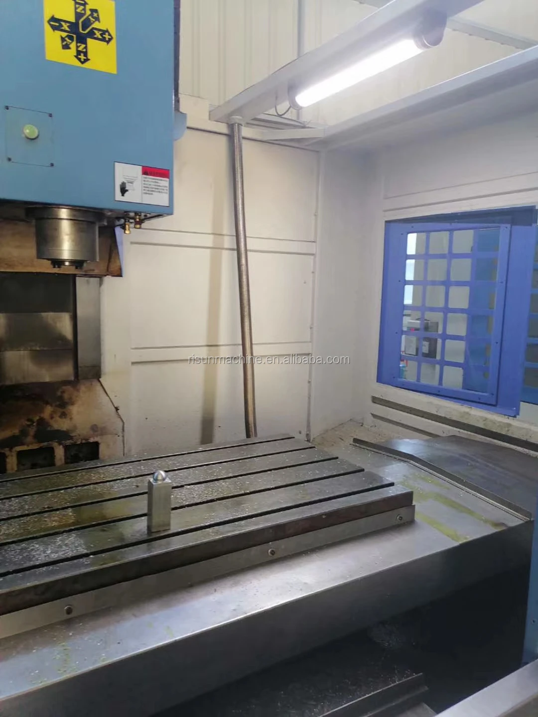 
 Два тайваньских Zhaoqun 1060 обрабатывающие центры с ЧПУ, обрабатывающие центры с ЧПУ, недорогие обрабатывающие центры с ЧПУ  