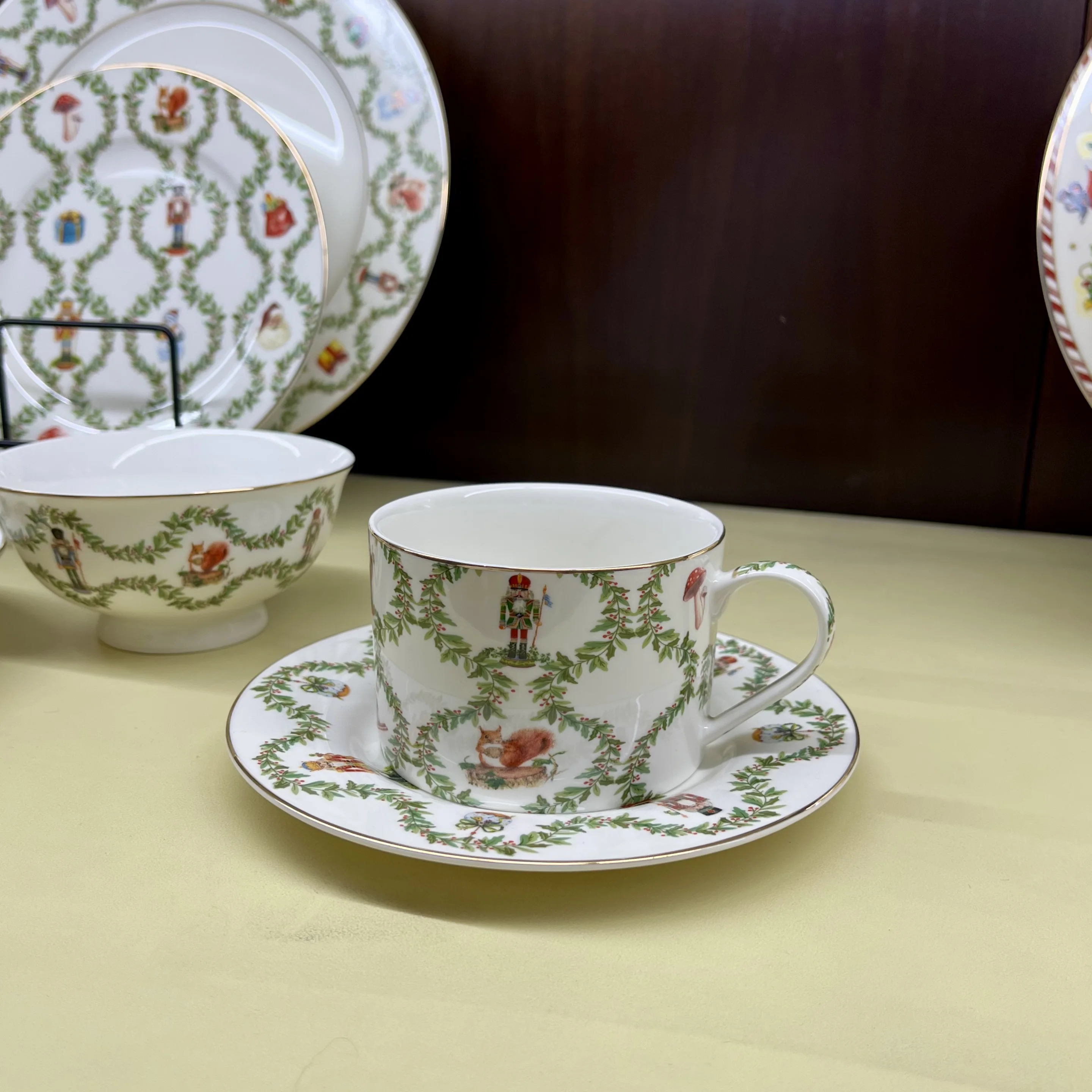 Vintage Porcelain New Bone China Tea Coffee Cup and Saucer Set and with Decorative Pattern