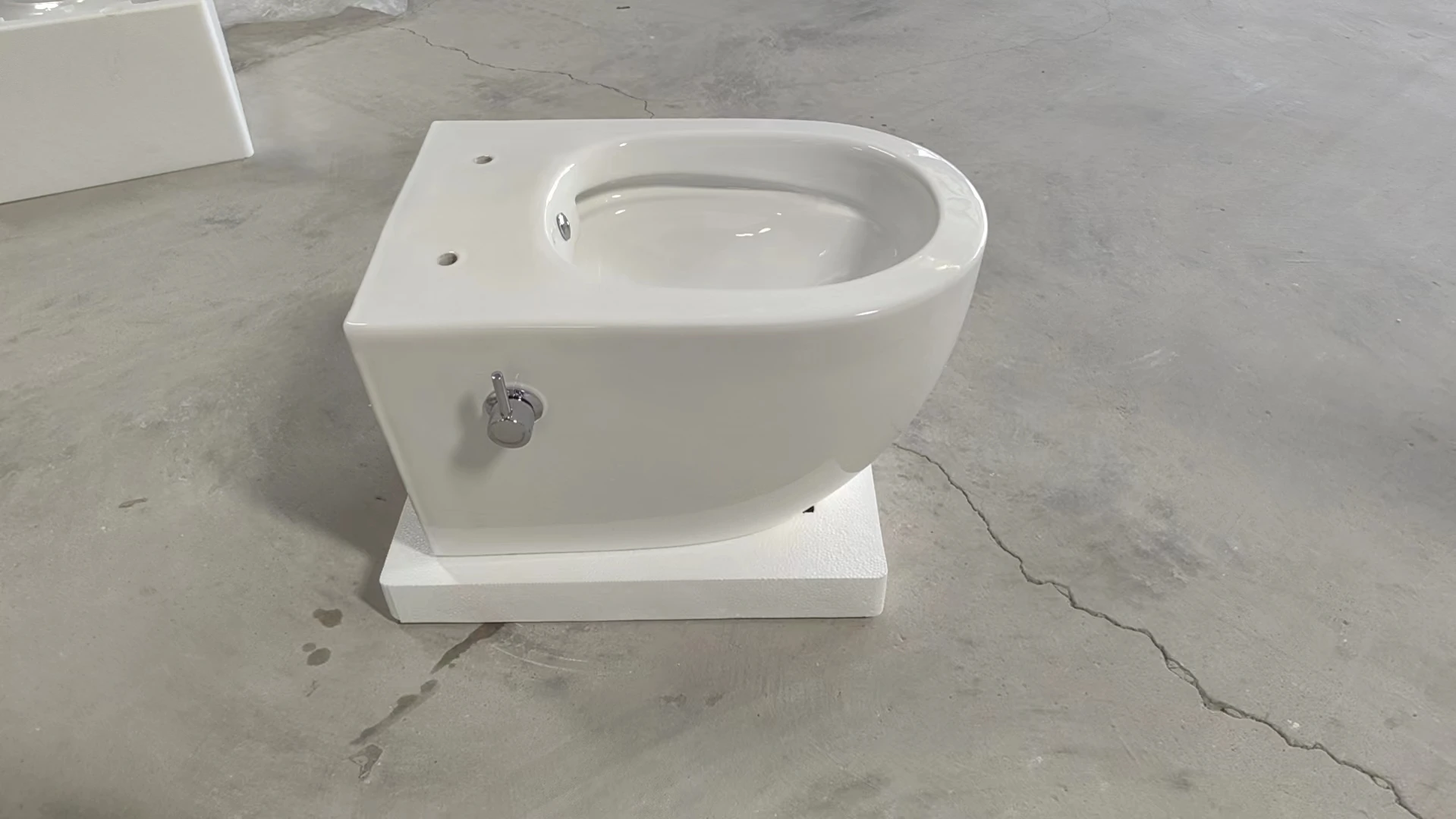 Aidi Wholesale Wall Hung Toilet Bidet Bowl Bathroom WC Sanitary Inodoro Rimless Water Closet Bidet factory