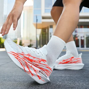 Designer-designed Ultra-soft Non-slip Shock-absorbing Lace-up Design with Pull Tab for Lightweight and Casual Running Shoes