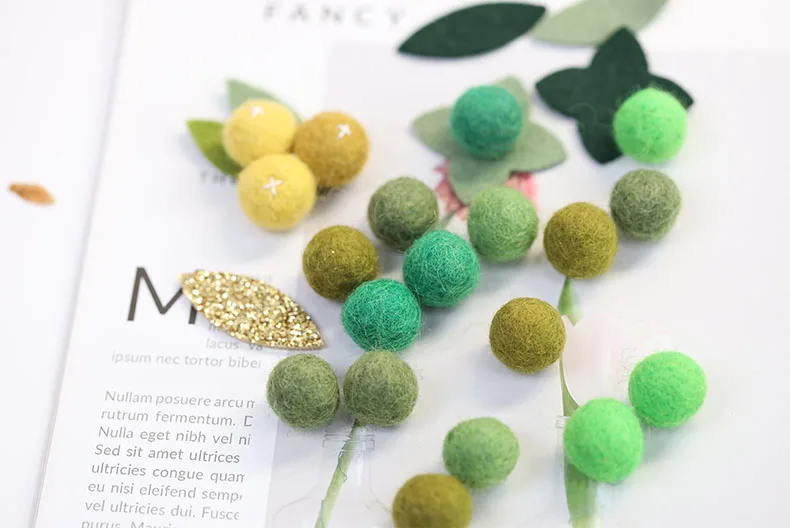 Wholesale Colorful Wool Felt Balls In 2cm 3cm 4cm 5cm 6cm Decoration