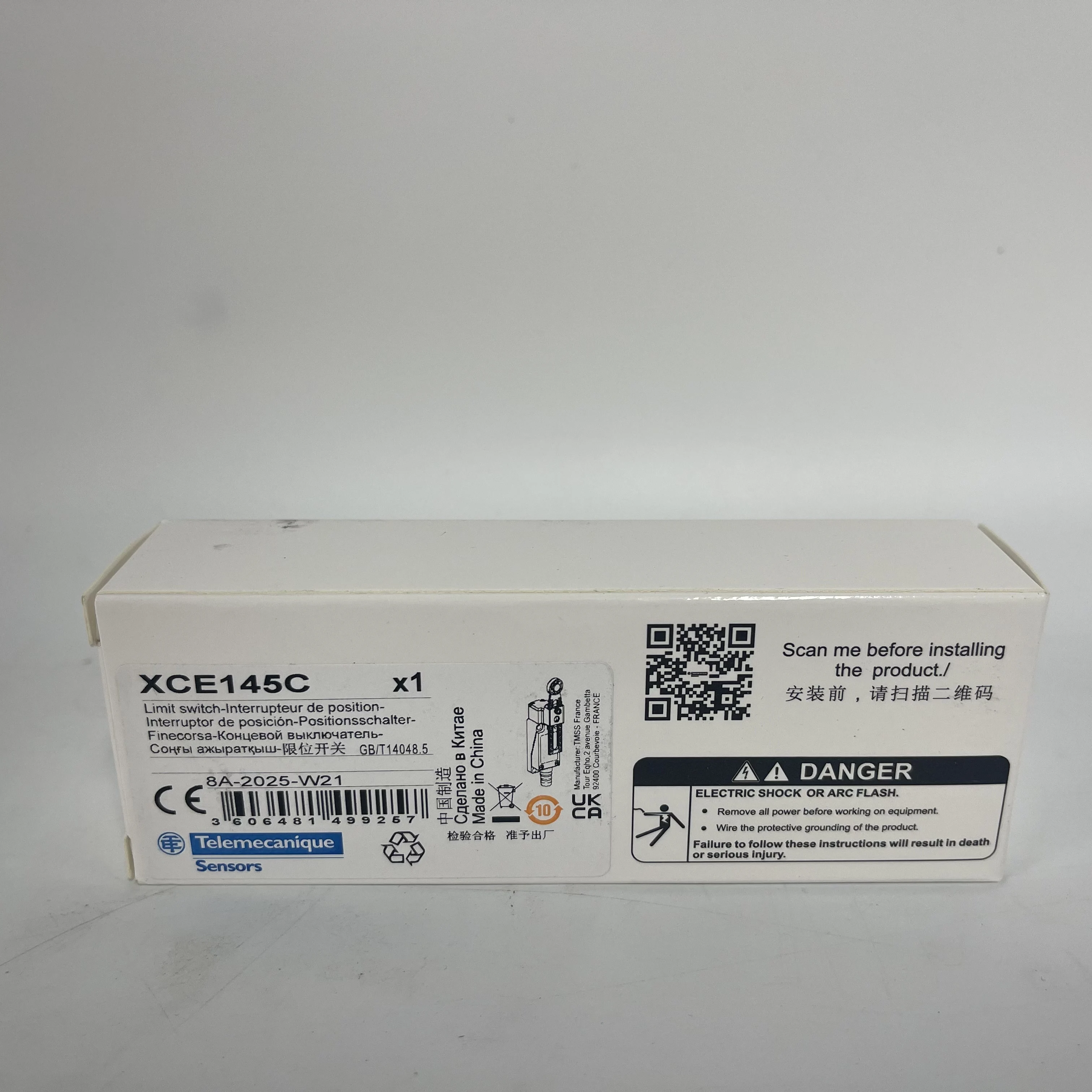 Schneider (Telemecanique) Limit Switch XCE145C