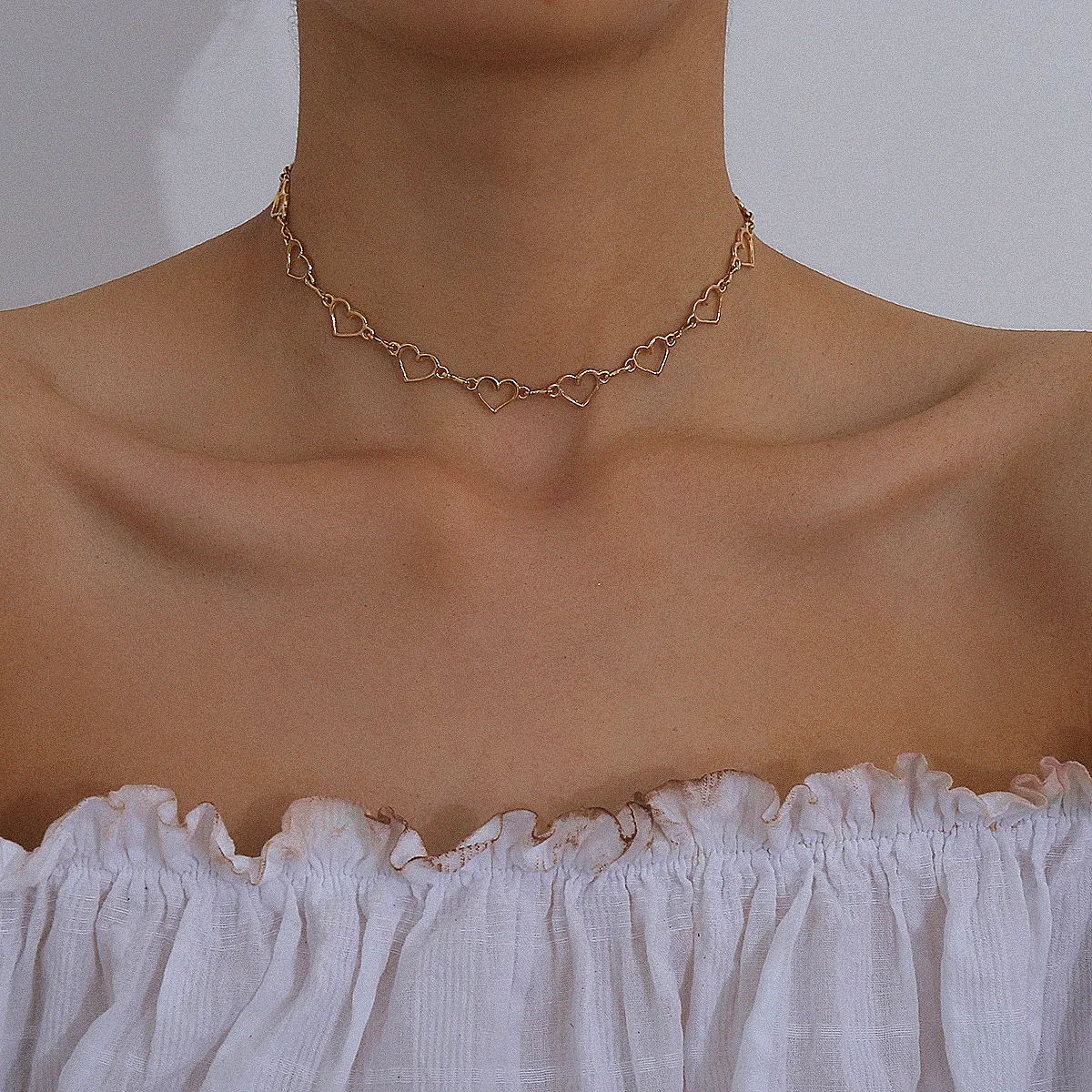 telefon køre Forkortelse Wholesale SHIXIN Fashion Choker Necklace Slender Clavicle Chain Barbed Wire  Hollow Heart Necklace for Women GirlfriendAccessories Jewelry New arrival  From m.alibaba.com