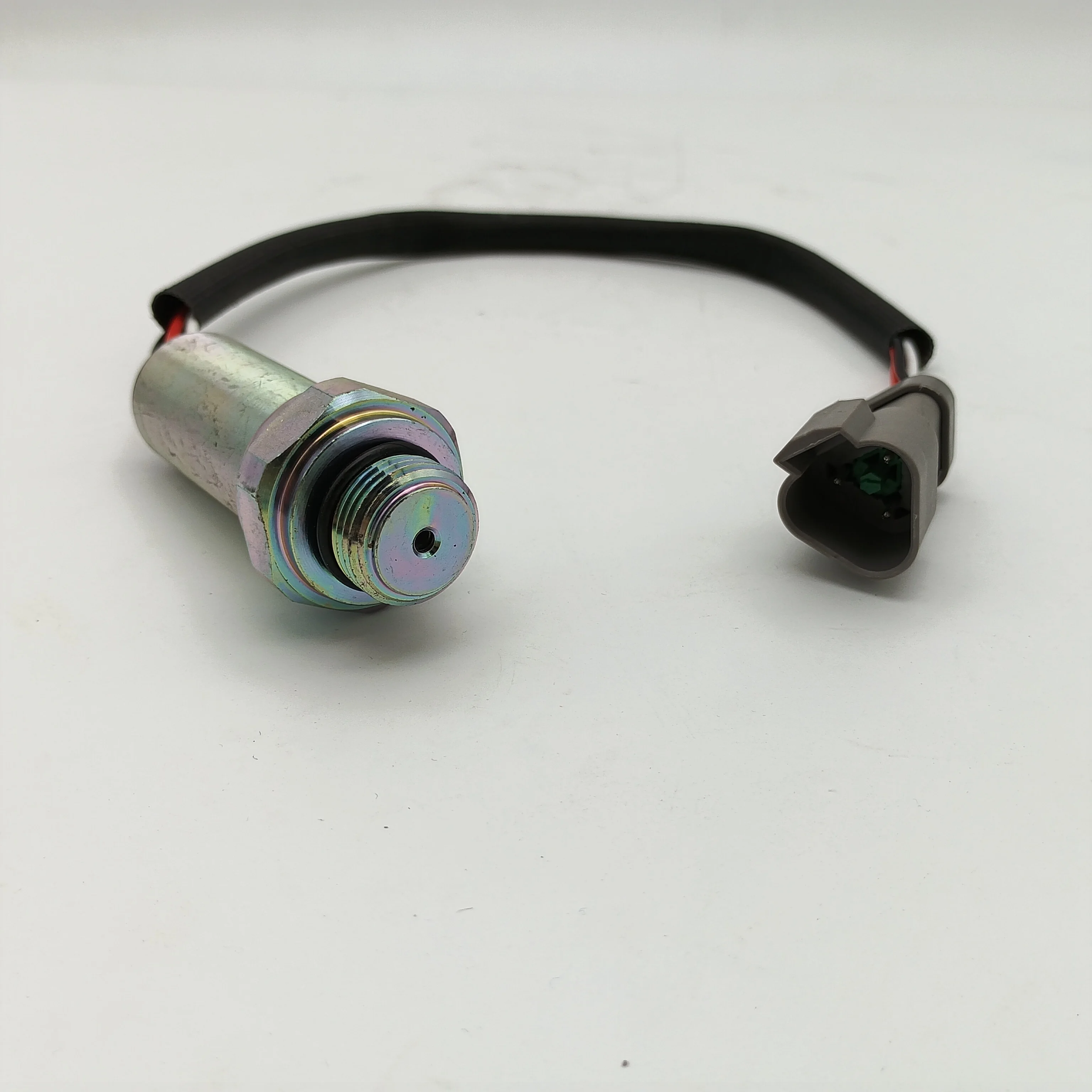 Mechanical Parts Pressure Sensor 421-06-35111 Is Suitable for Komatsu WA250 WA320