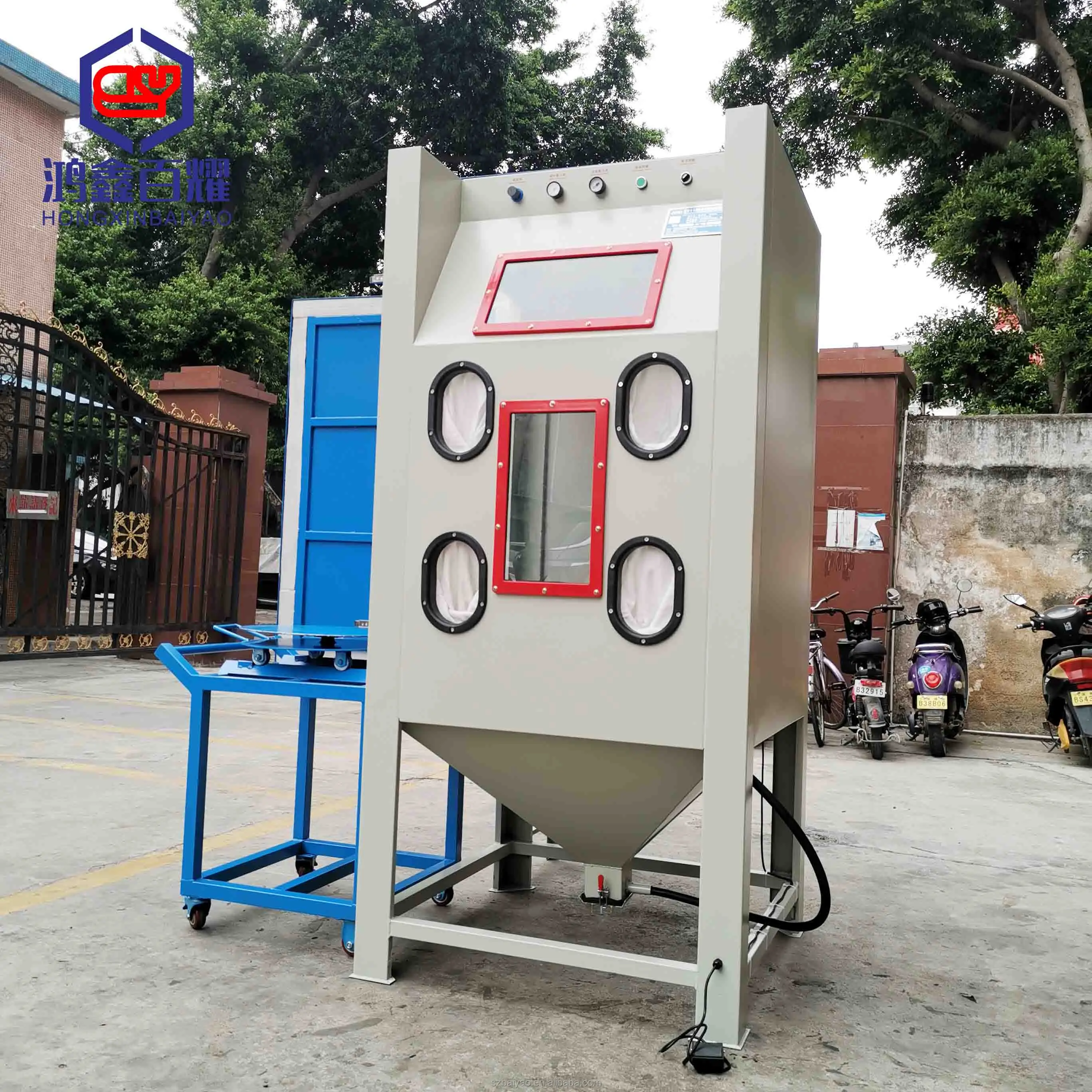 Sand Blasting Machine for Industrial Sand Blasting Machinesand Blast Iron Casting