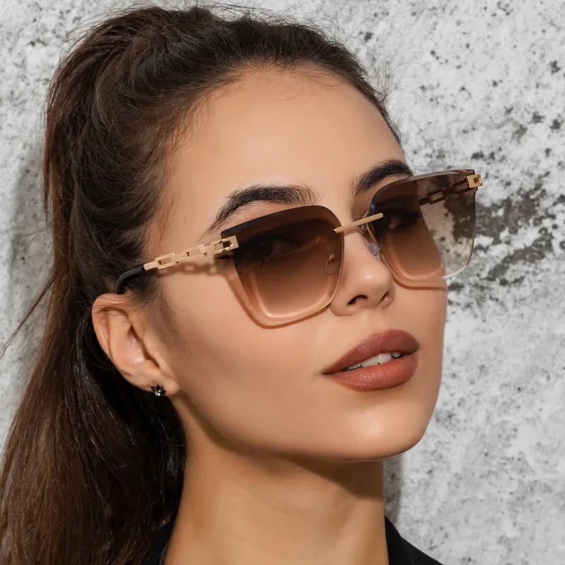 Luxury Style Brand Design Gold Chain Frame Rimless Diamond Cutting Charming Women Square Cat Eye Sunglasses