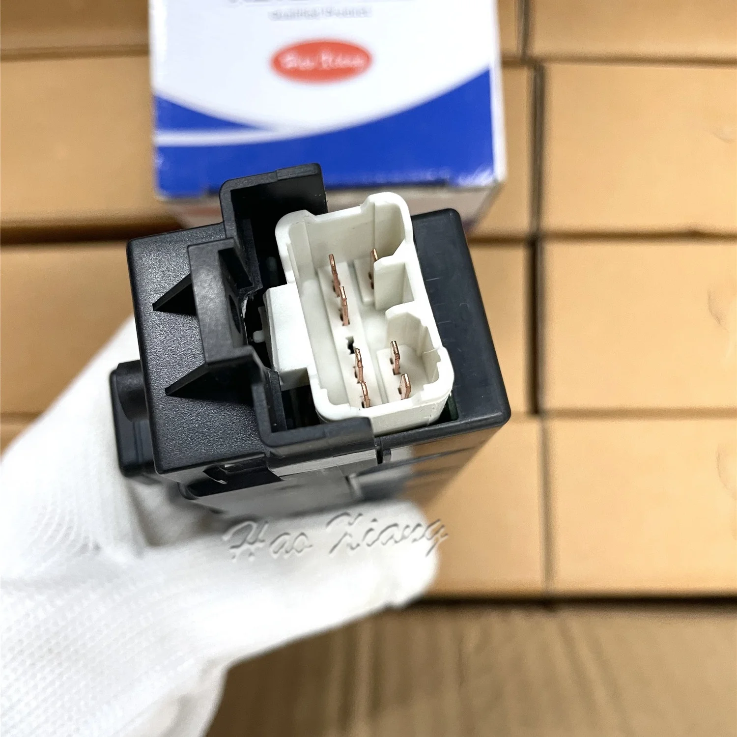 Haoxiang 84820-37052 Power Window Switch Master Control Unit for