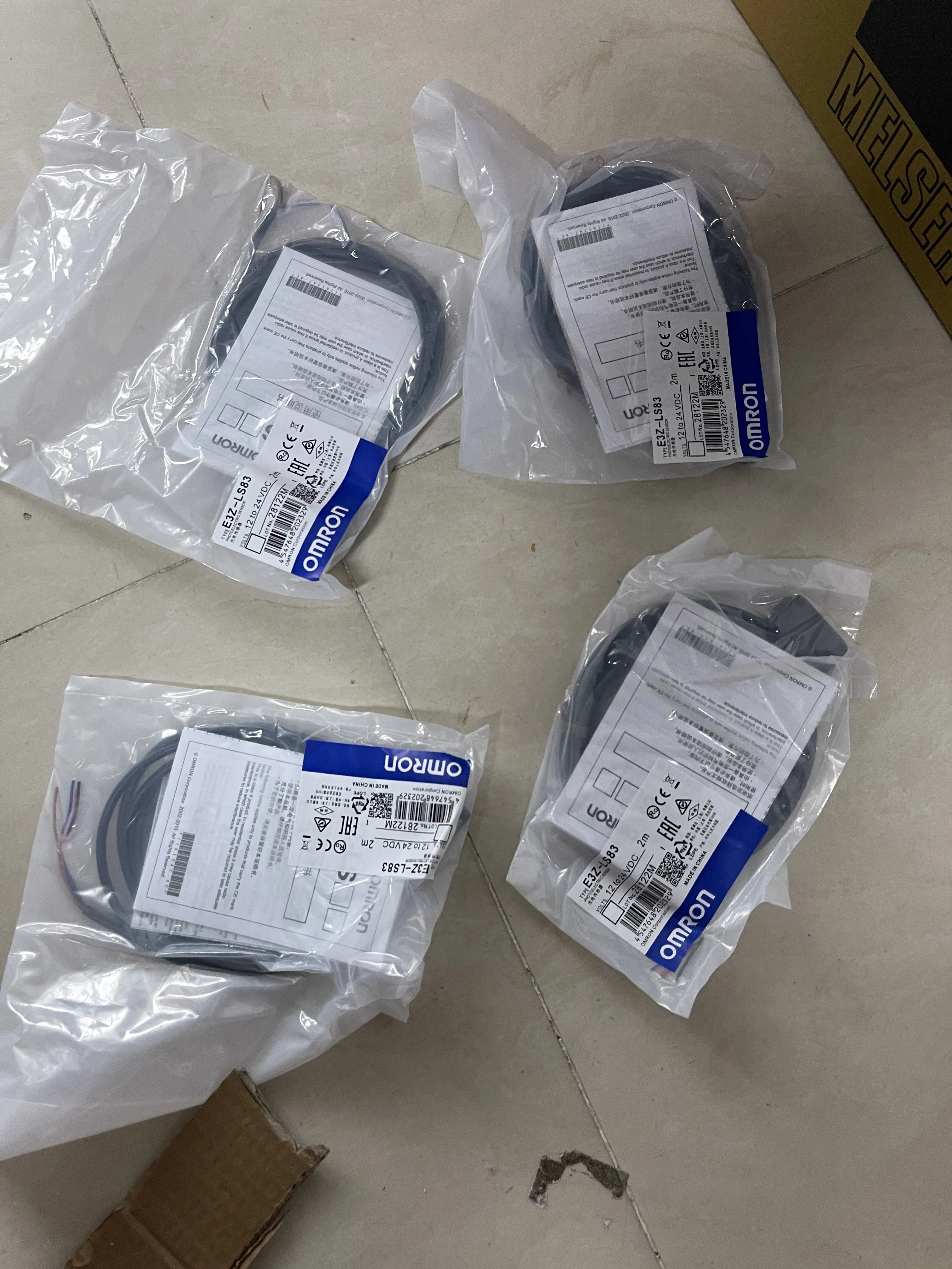 Omron Photoelectric Sensor E3Z-LS83
