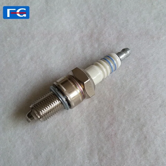 Factory Price Ignition Spark Plug W7BC W8BC W6BC L95YC L92YC L87YC L82Y E6TC W9BC Engine Spark Plug for Engine Parts