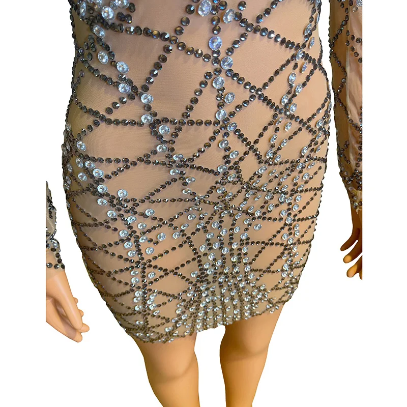 Luxury Court Train Evening Dresses for Women V-neck Crystals Robes De Soiree Beauty Contest Made to Order Plus Size