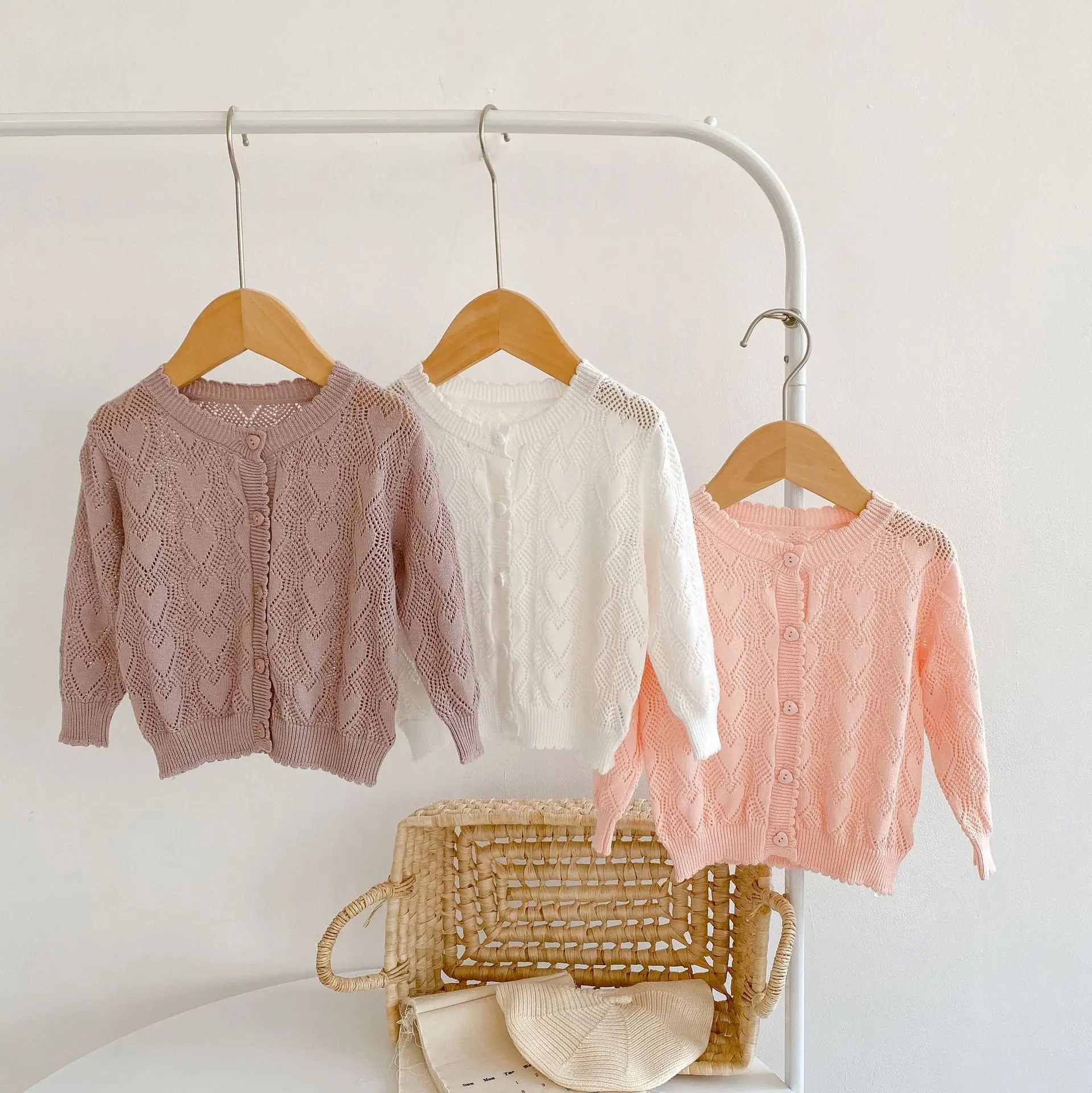 2023 весенне-летняя новая детская Милая Солнцезащитная рубашка с кондиционером, трикотажное полое пальто с длинным рукавом, 3 вида цветов