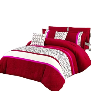China Manufacturer Patchwork Design Quilted Microfiber Bedding Comforter Sets