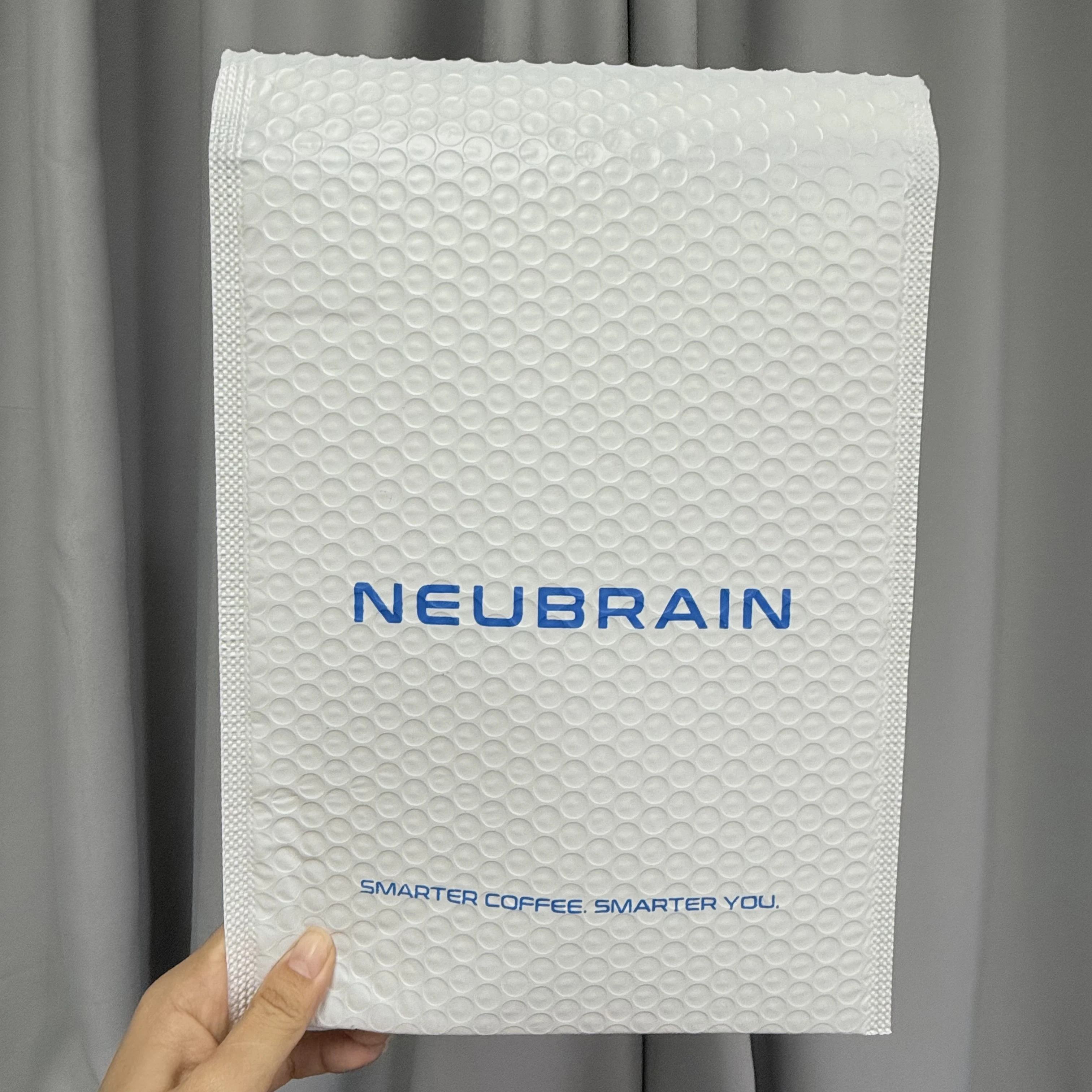 Customized LOGO Shipping Post Bulk Bubble Mailer Poly Light pink