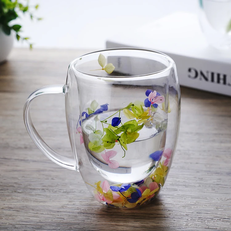 Hot Selling holiday gift Ins Style High Borosilicate double wall glass cup supplier