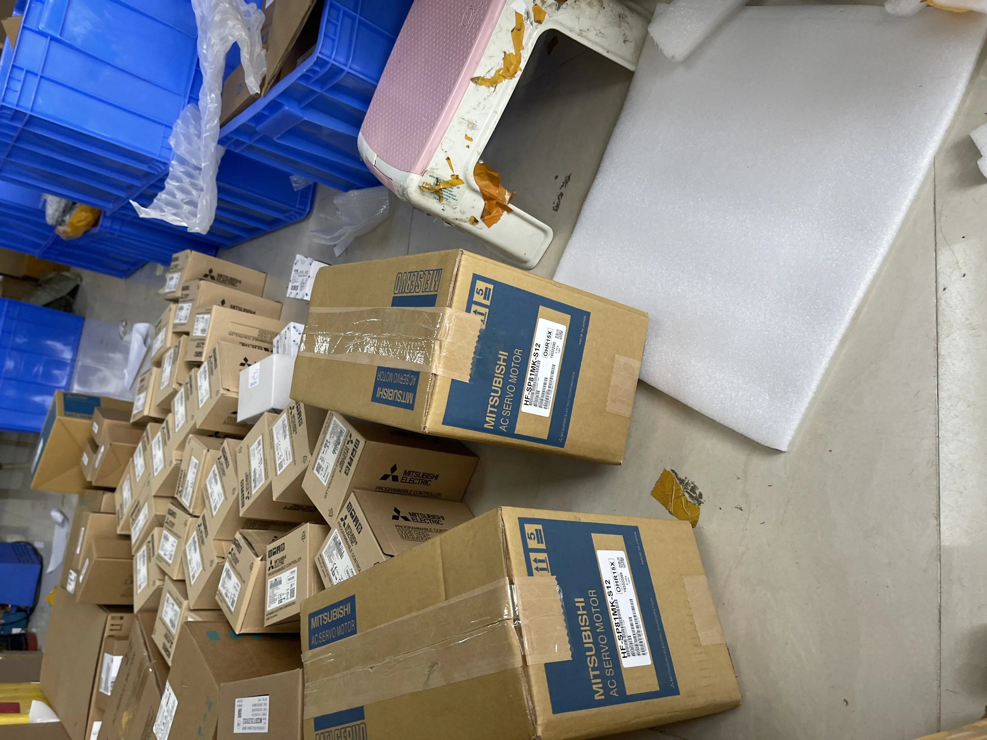 Mitsubishi AC Servo Motor HF-SP81MK-S12 Mitsubishi AC Servo Motor HF-SP81MK-S12