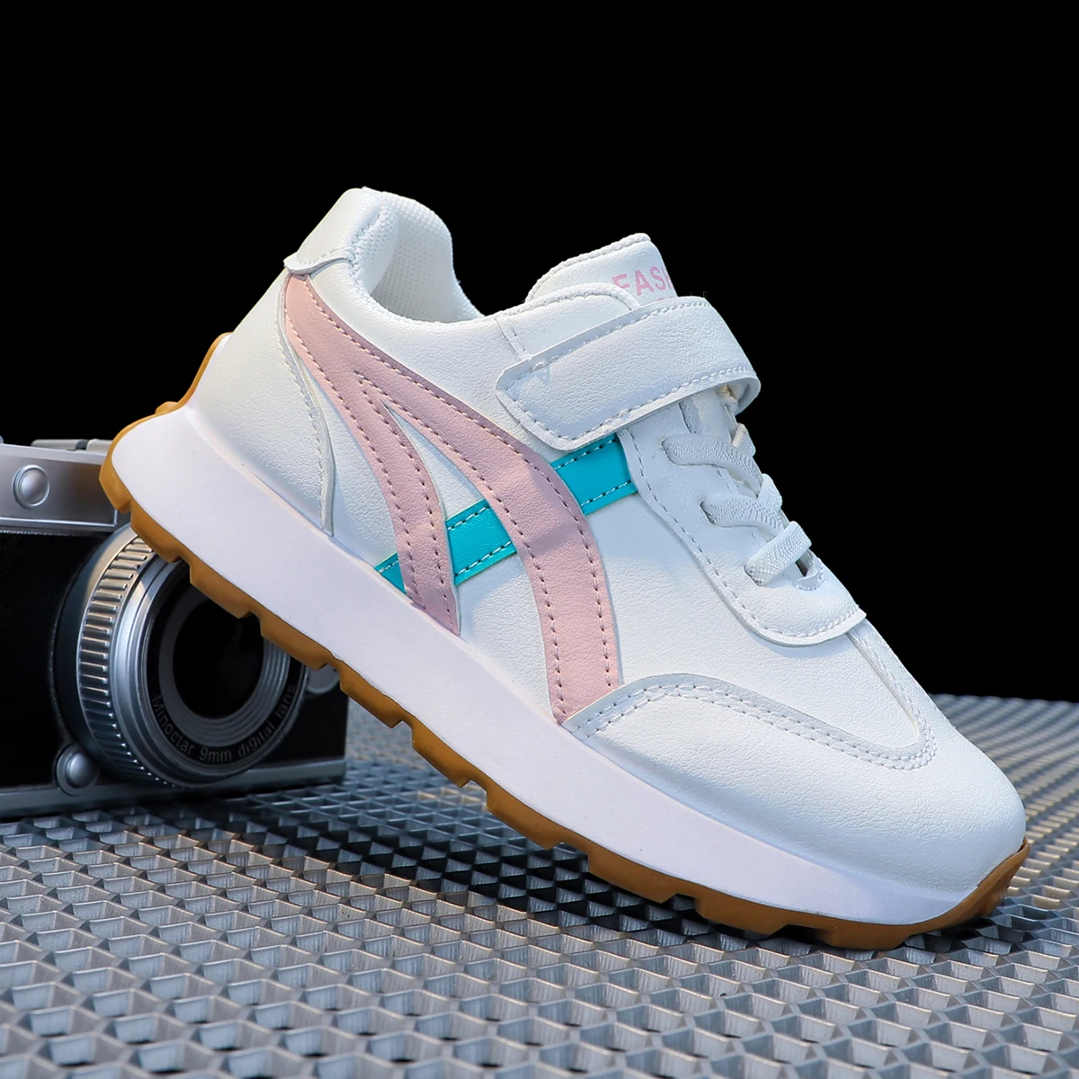 Spring and Autumn New Korean Version of Fashion Sports Shoes for Boys and Girls Children Shoes