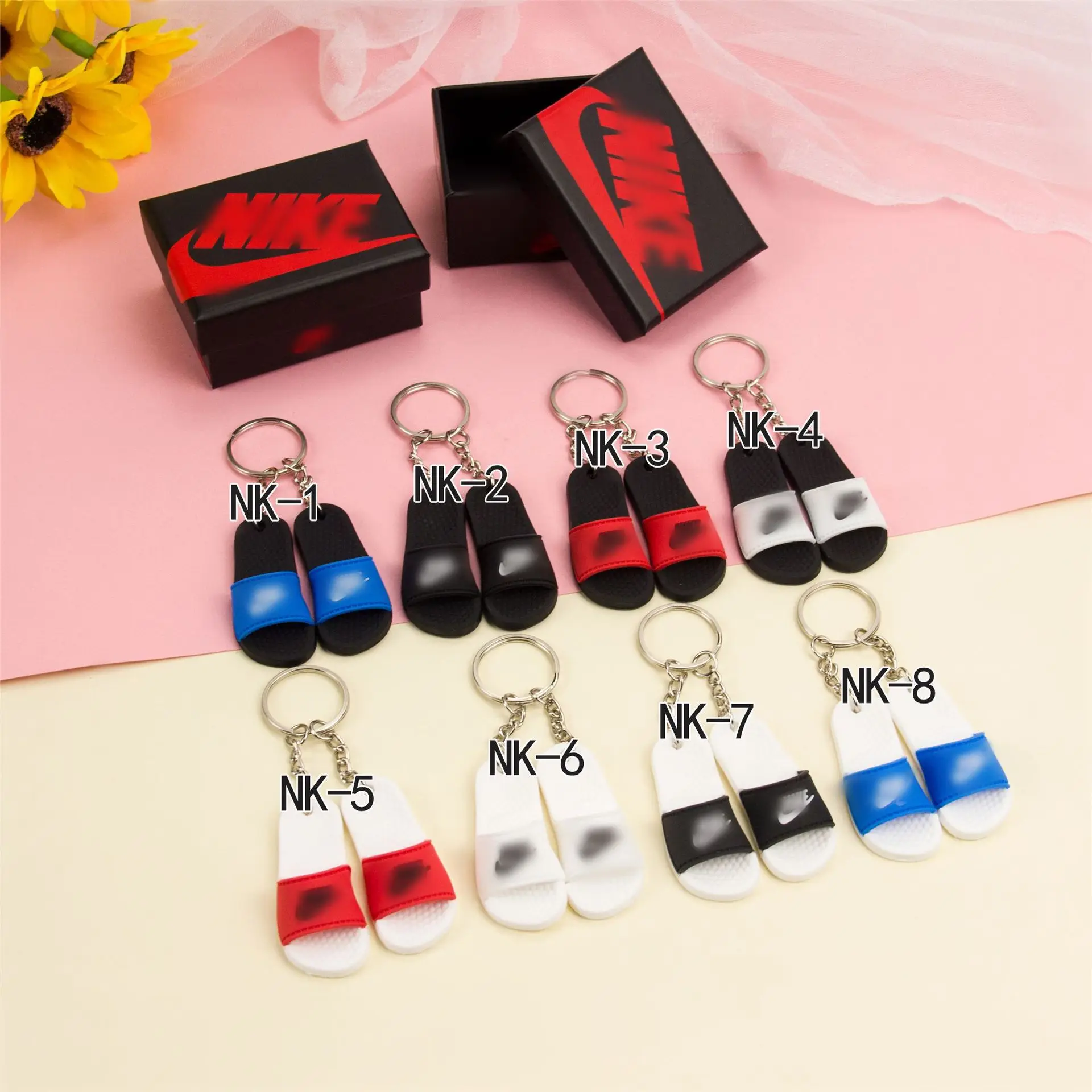 3d Slipper Keychains Couple Bag Shoe Keychain 3d Sneaker With Boxes 3d ...