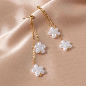 Elegant Ladies Daily Stainless Steel Flower Stud Earrings Cute Pearled Small Metal Design for Party Fashion Gift for Girls