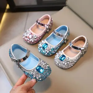 Wholesale Shoes for Kids Girls 6 to 10 Years Fashion Glitter Children Footwear Jewelry Princess New Flat Baby Dress and Shoes