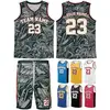 67  Timber Green  Red  Cream Pattern