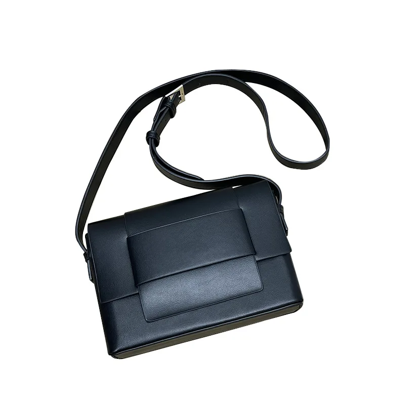 ★TOUT Y EST★ Raspail Square Bag Khaki CB2202-1 time__1706717407__202401-