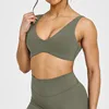 Gris-vert