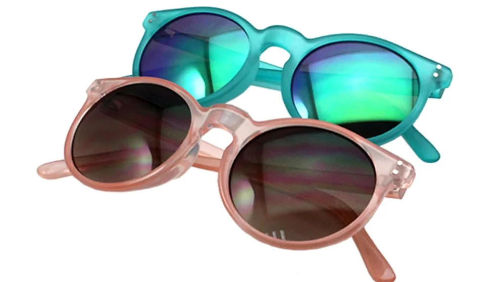Uv 400 защита очки. Amov UV 400 очки. Розовые солнцезащитные очки с фильтром FL-41. Очки с/з Megapolis 223 - Violet пласт. Поляризованные. Солнцезащитные очки зеркальные, с защитой от УФ круглые.