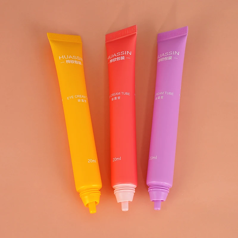 20ml Soft Squeeze Cosmetic Plastic Packing Skincare Containers Plastic Tube Eye Serum Container With Metal Zinc Applicator
