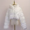 Bianco con cappuccio