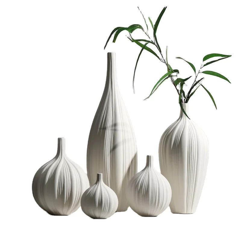 Creative and Elegant Ceramic Vase Ornaments Dried Flowers Flower Arrangements Chinese Dining Table Desktop Home
