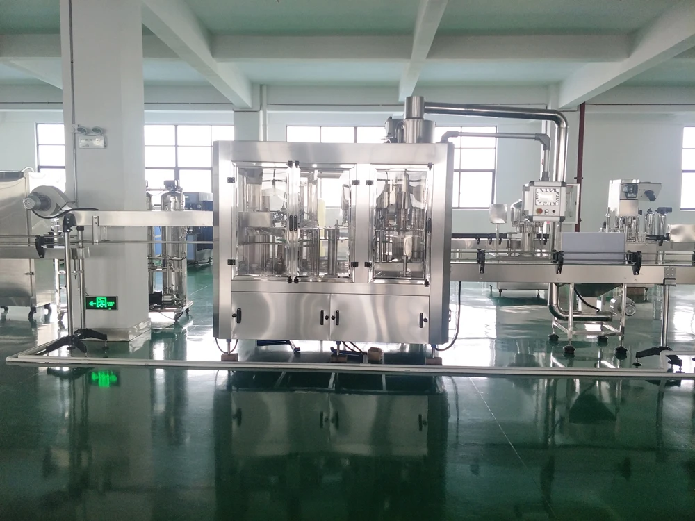 High Speed Full Automatic Small Round PET Plastic Water Bottle Heat Steam Shrink Sleeve Labeling Machine