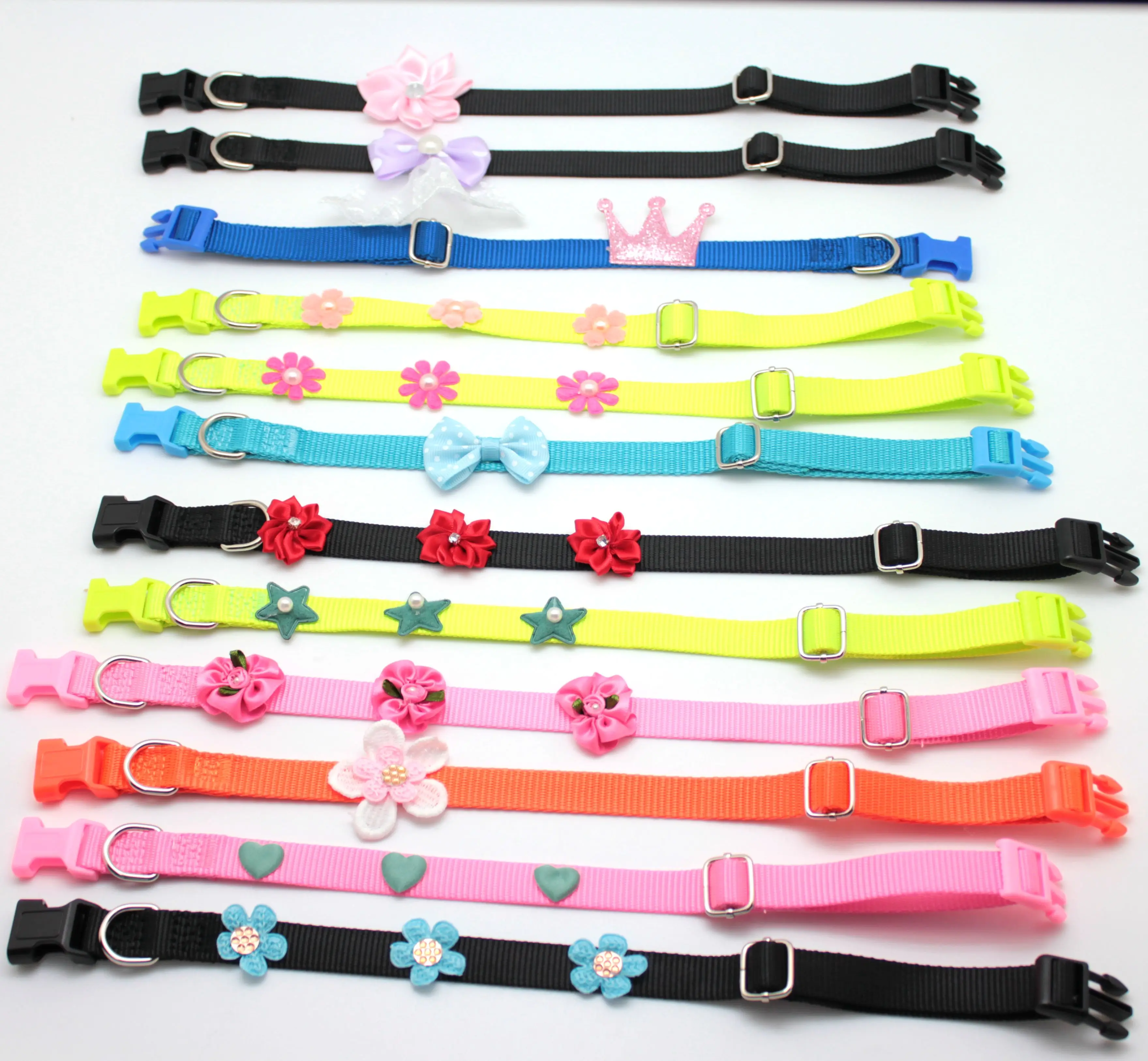 Bell Cat Collar with Bow Tie & Bell Solid Colors Nylon Material Breakaway Pet Collars for Cats Kittens Puppy