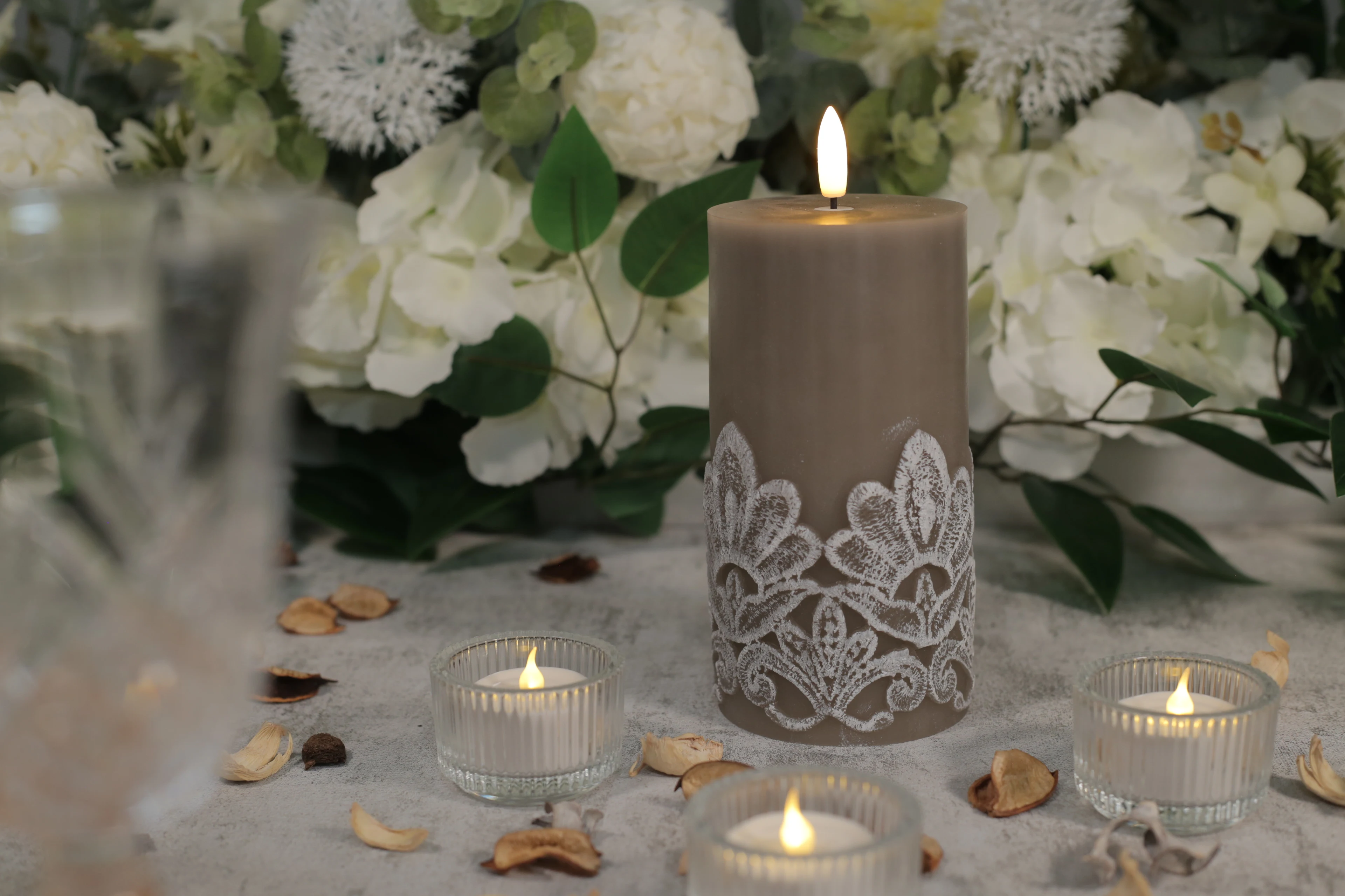 Beautiful Design Led Artificial Flickering Flameless Candle Light Moving 3D Wick Led Candles