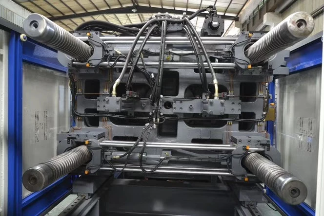 ZHENHUA 800ton большой пластиковый пресс для литья под давлением с двумя пластинами с сертификатом CE для автозапчастей бампер для автомобильных ключей