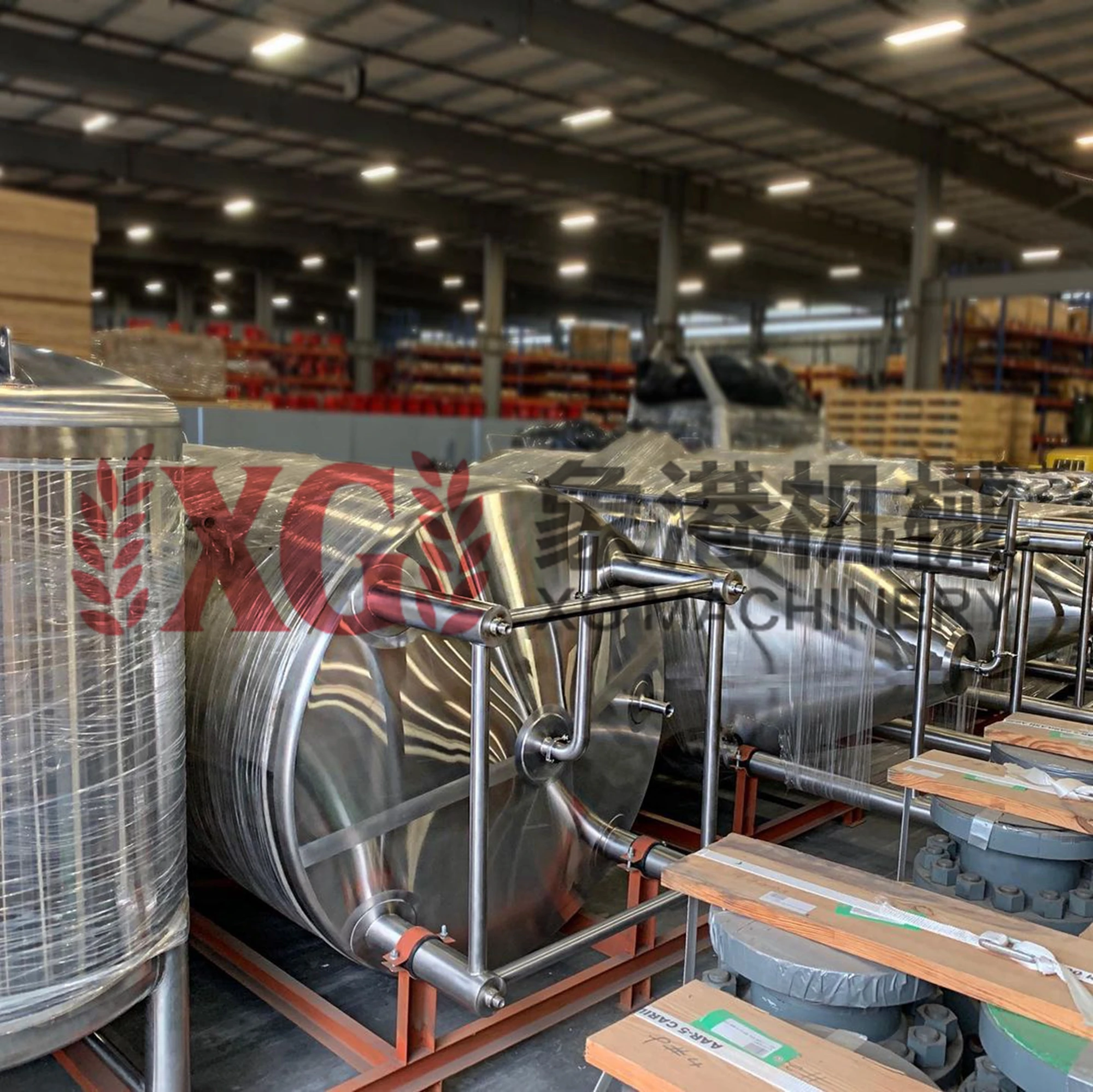 Изолированный яркий резервуар для пива 3500L 35HL 30BBL