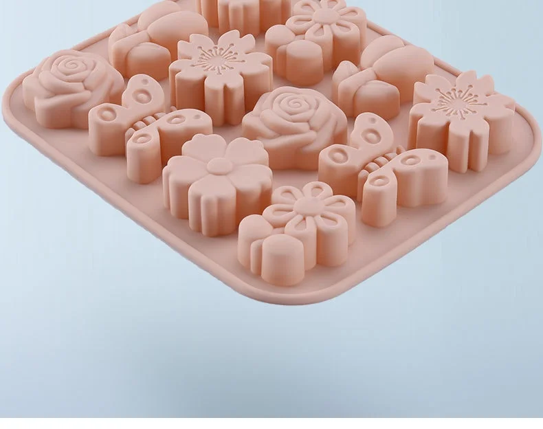 Cute Flower-Shaped Household Food Grade Silicone Ice Cube Mold Sunflower Cartoon Ice Maker Ice Box Cake Tools factory
